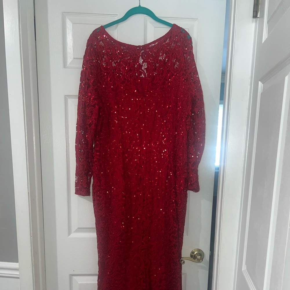 Marina beautiful red xxl gown